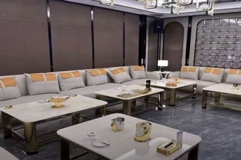 三亚大东海KTV招聘模特,提供住宿/报销路费,高端场所找寻伙伴共创闪耀未来